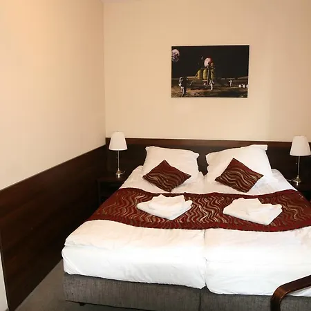 Kosmonauty Wroclaw-airport Hotel Breslavia