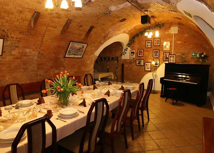 Kosmonauty Wroclaw-airport Hotel Breslau