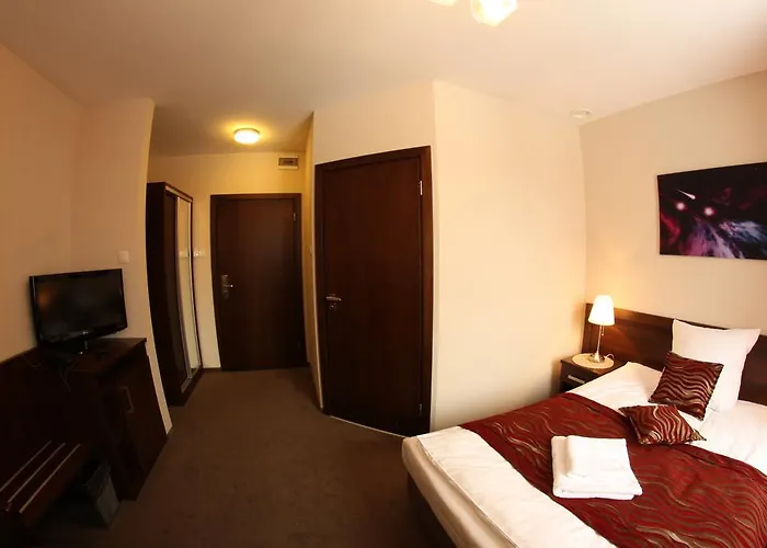 Kosmonauty Wroclaw-airport 3*