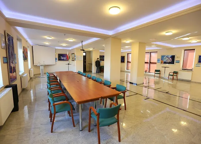 Hotel Kosmonauty Wroclaw-airport