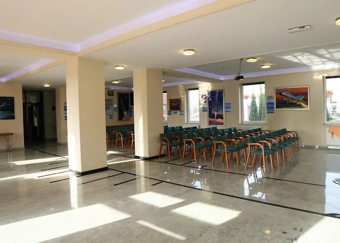 Kosmonauty Wroclaw-airport 3* Breslau