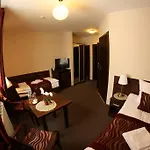 Hotel Kosmonauty Wroclaw-airport