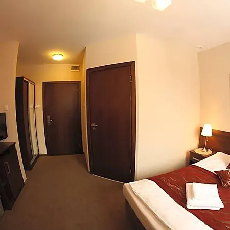 Kosmonauty Wroclaw-airport فندق