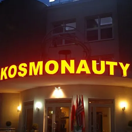 فندق Kosmonauty Wroclaw-airport 3*