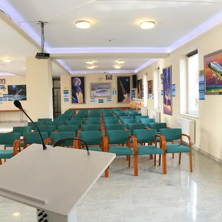 Kosmonauty Wroclaw-airport Breslau