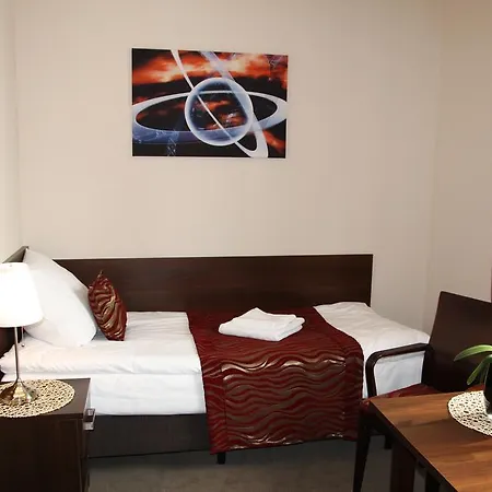 Kosmonauty Wrocław-airport Hotel