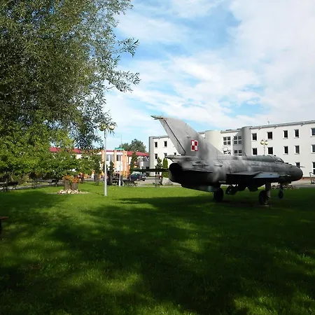 ホテル コスモナウティ ヴロツワフエアポート ヴロツワフ